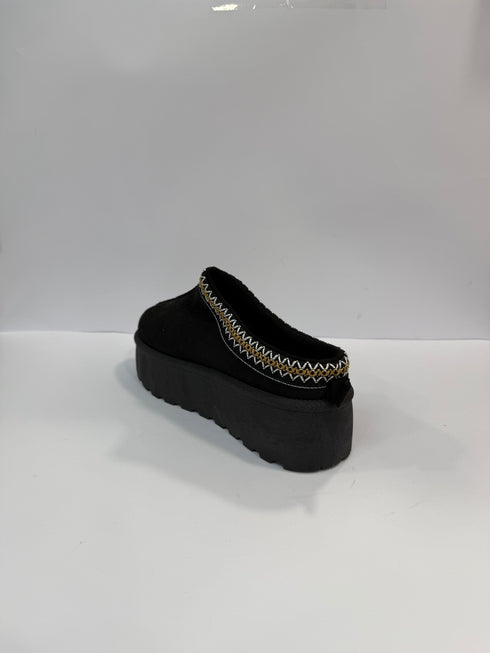 UGG Tazz II